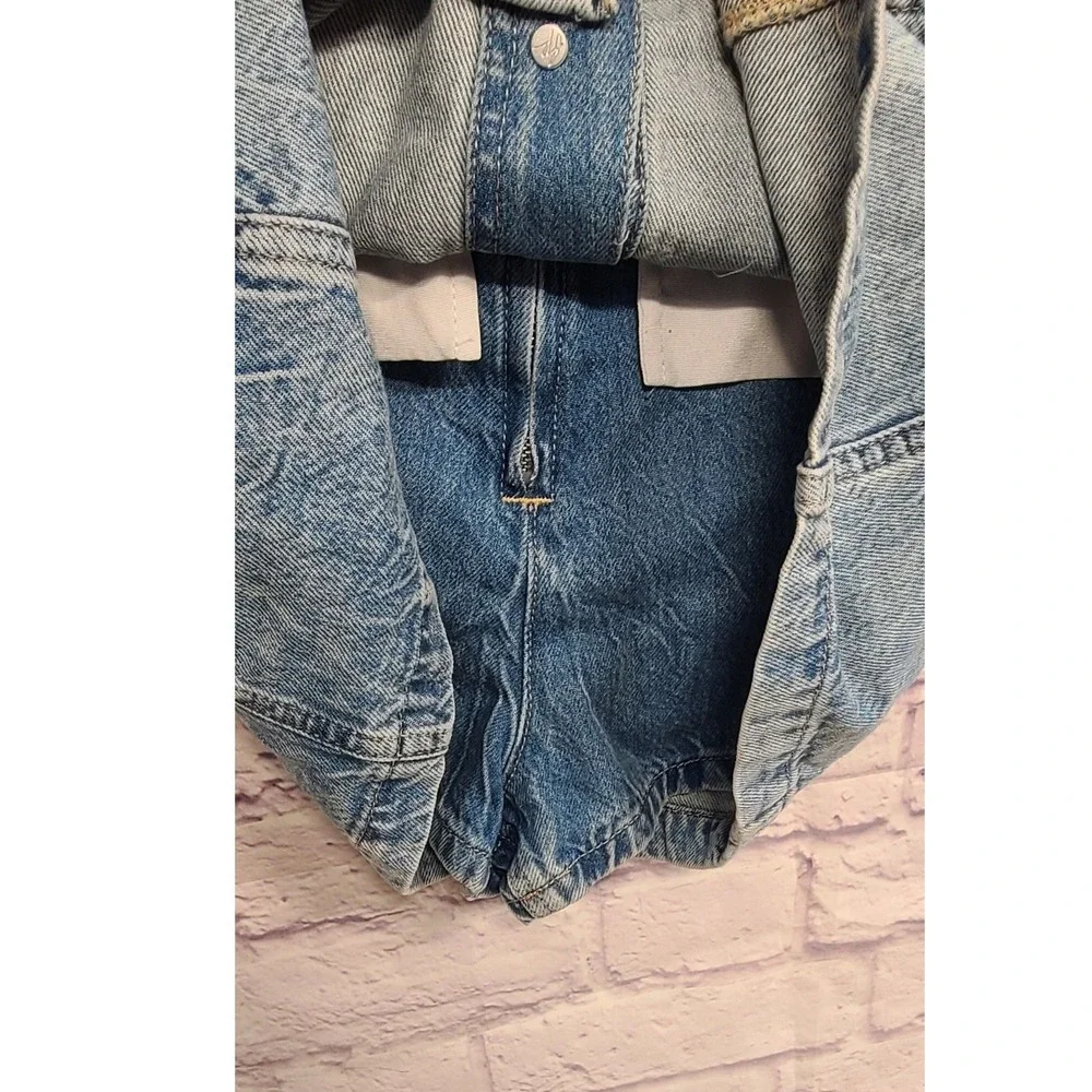 WE THE FREE Denim‎ Button Front Distressed Mini Skort Blue